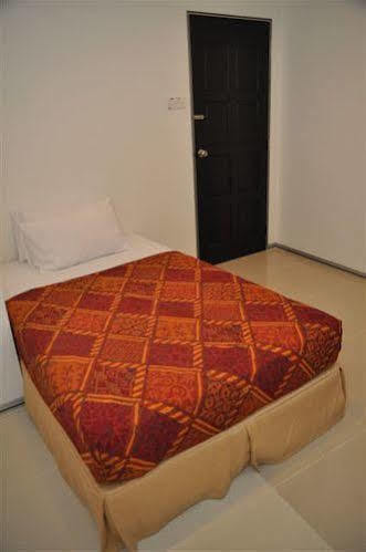 Old Budget Hotel George Town Ngoại thất bức ảnh